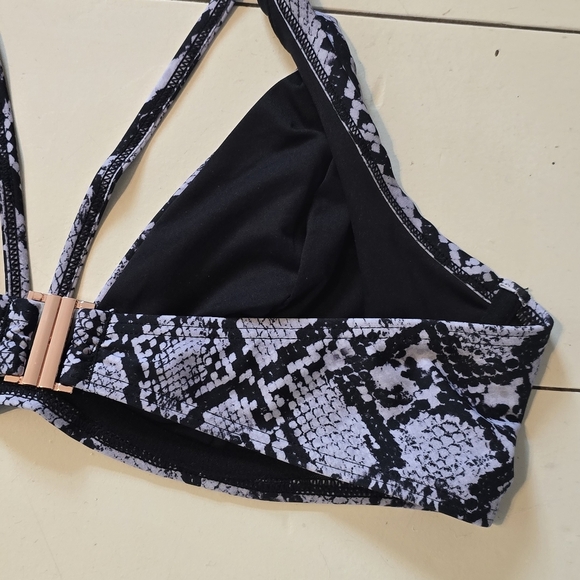NWT CCX City Chic Greta Snakeskin Print Bikini Top Black Gray 14 - Picture 8 of 10